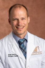 Nathan J Whelham, MD