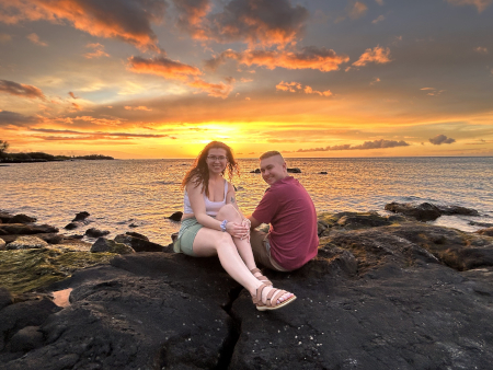 WMed student Campbell Brown and girlfriend Britney Ratliff in Hawaii