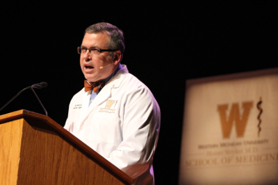 Dr. Keith Kenter White Coat Ceremony Class of 2021