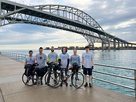 WMed students raise more than $4,000 for West Michigan Cancer Center with 300-mile ‘Coast to Coast for Cancer’ charity bike ride